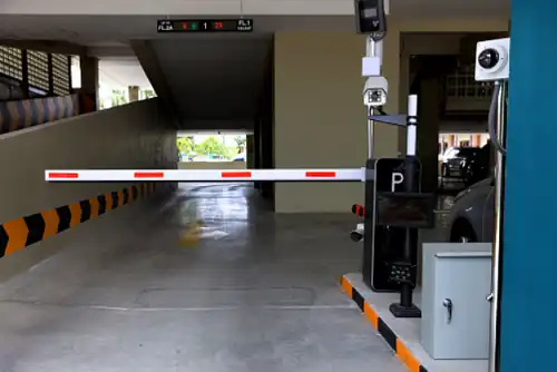  ANPR system for commercial parking