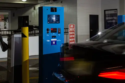 self-service auto-payment station for parking lots