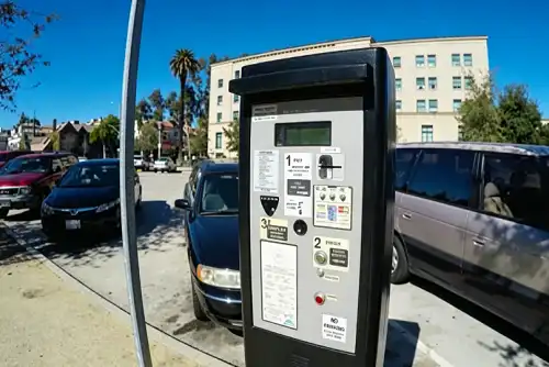 What Makes Automatic Pay Kiosk for Commercial Parking Projects Reliable?